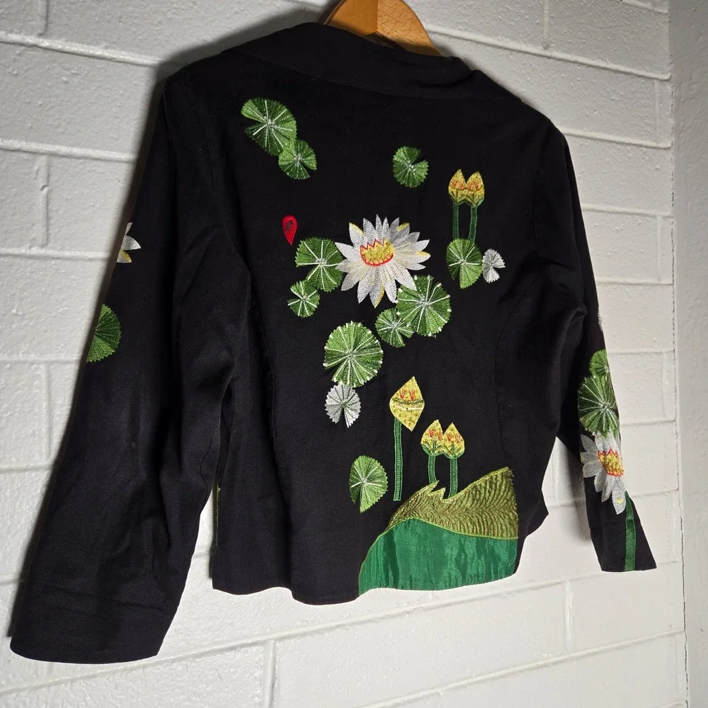 Vtg Raviya Embroidered Water Lily Jacket Large Black Floral Beaded Art to Wear